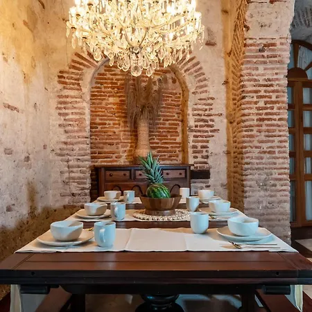 Amara Living Aparthotel 3*