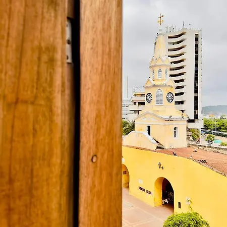 Amara Living Apartahotel 3*